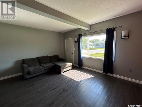306 6Th Avenue E, Watrous, SK - Indoor Photo Showing Other Room
