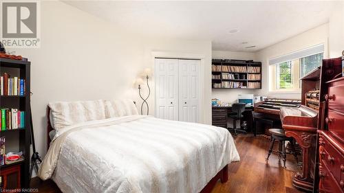 59 Maple Creek Drive, Brockton, ON - Indoor Photo Showing Bedroom