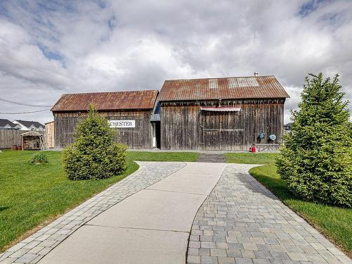 Barn - 501 Rue Notre-Dame, Lavaltrie, QC - Outdoor