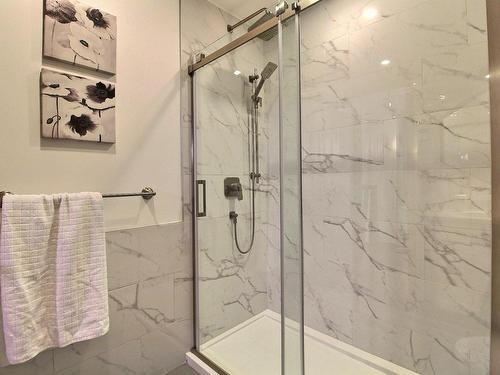 Salle de bains attenante Ã  la CCP - 5010 Ch. Du Parc, Orford, QC - Indoor Photo Showing Bathroom