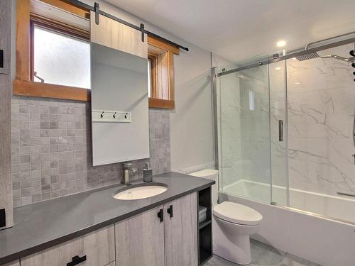 Salle de bains - 5010 Ch. Du Parc, Orford, QC - Indoor Photo Showing Bathroom