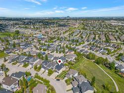 138 Springbluff Heights SW Calgary, AB T3H 5E5