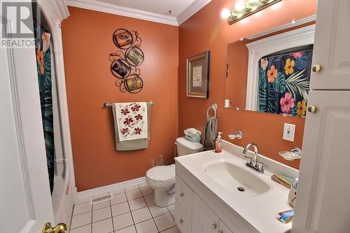107 Main Street, Triton, NL - Indoor Photo Showing Bathroom