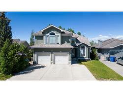 339 Lakeside Greens Court  Chestermere, AB T1X 1C8
