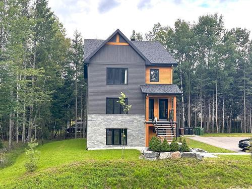 FaÃ§ade - 517 Rue Charlie-Forbell, Mont-Tremblant, QC - Outdoor