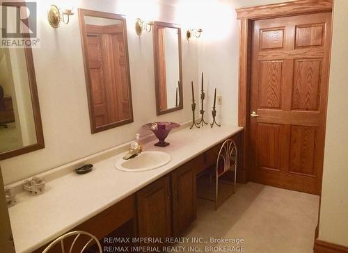 2707 Niagara River Pkwy W, Fort Erie, ON - Indoor Photo Showing Bathroom