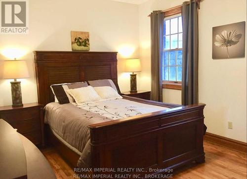 2707 Niagara River Pkwy W, Fort Erie, ON - Indoor Photo Showing Bedroom