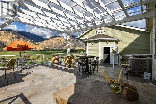 1143 Hwy 3, Cawston, BC 