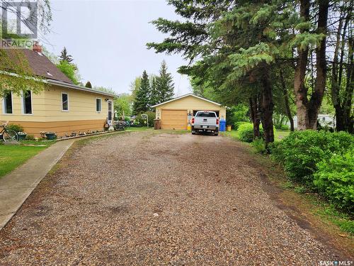 704 2Nd Avenue, Star City, SK - Outdoor