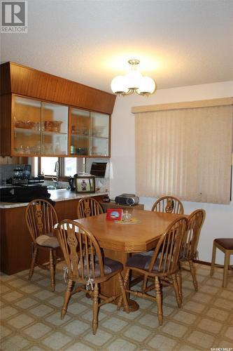 542 6Th Avenue W, Shaunavon, SK - Indoor Photo Showing Dining Room