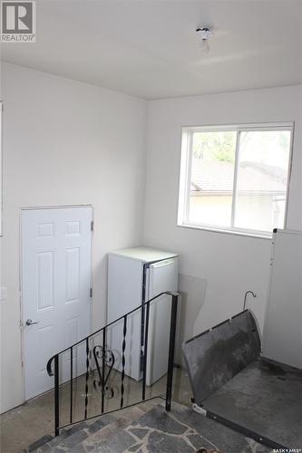 542 6Th Avenue W, Shaunavon, SK - Indoor Photo Showing Other Room