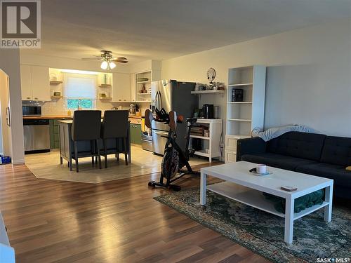 506 Maple Street, Esterhazy, SK - Indoor Photo Showing Living Room