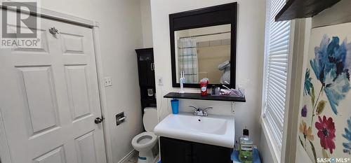 1562 Argyle Street, Regina, SK - Indoor Photo Showing Bathroom