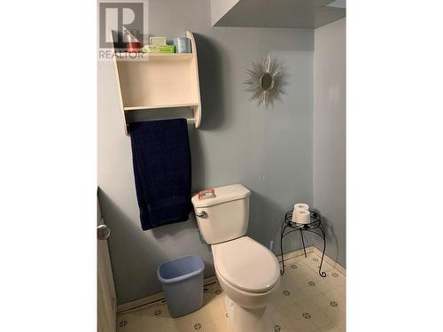 2033 Hwy 29, Moberly Lake, BC - Indoor Photo Showing Bathroom