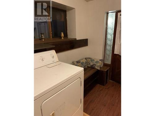 2033 Hwy 29, Moberly Lake, BC - Indoor Photo Showing Laundry Room