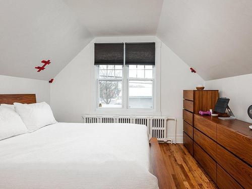 Master bedroom - 443 Rue Fairfield, Longueuil (Greenfield Park), QC - Indoor Photo Showing Bedroom