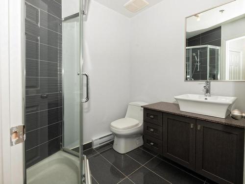 Salle de bains - 407-5360 Rue Sherbrooke O., Montréal (Côte-Des-Neiges/Notre-Dame-De-Grâce), QC - Indoor Photo Showing Bathroom