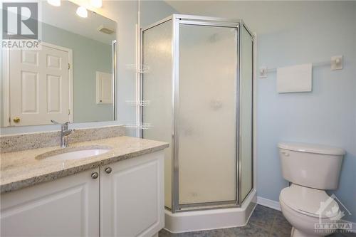 Ensuite - 194 Lilibet Crescent, Ottawa, ON - Indoor Photo Showing Bathroom
