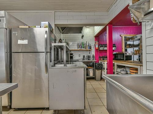 Kitchen - 1347 Rue De La Sapinière, Val-David, QC - Indoor Photo Showing Kitchen