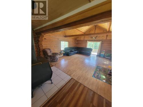 2270 Hwy 29, Moberly Lake, BC - Indoor Photo Showing Other Room