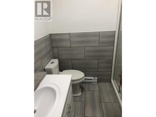 7013 Peterson Road, Fraser Lake, BC - Indoor Photo Showing Bathroom