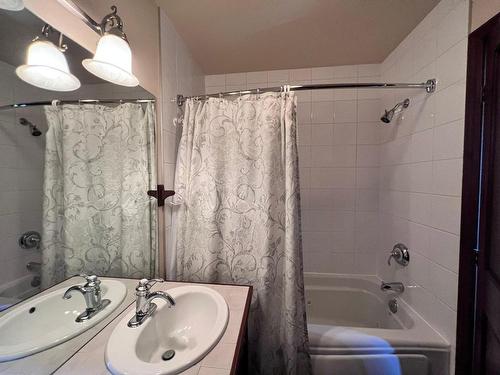Ensuite bathroom - 8-250 Rue Du Mont-Plaisant, Mont-Tremblant, QC - Indoor Photo Showing Bathroom