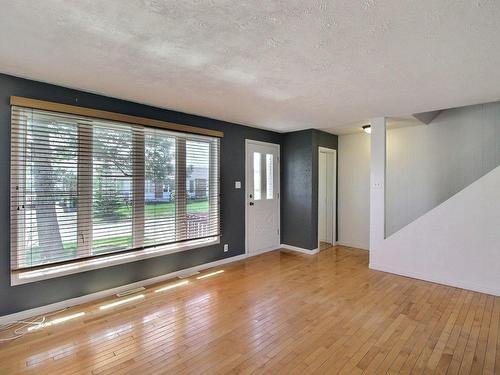 Living room - 37 Place Noyelle, Lebel-Sur-Quévillon, QC - Indoor Photo Showing Other Room