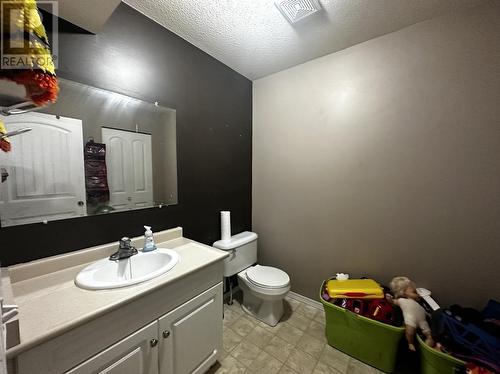 8819 101 Avenue, Fort St. John, BC - Indoor Photo Showing Bathroom