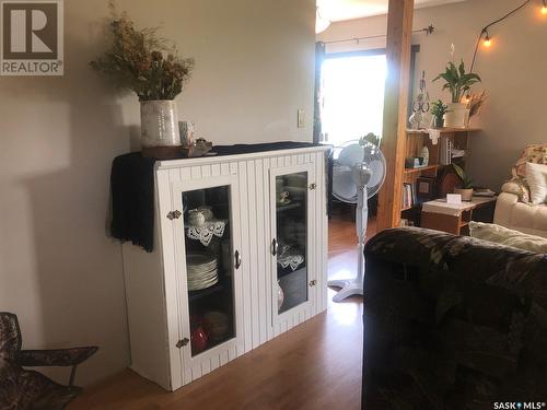 102 1St Street N, Endeavour, SK - Indoor With Fireplace