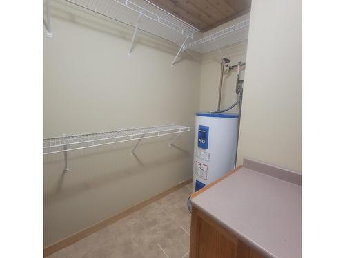 7853 Roder, Fauquier, BC - Indoor With Storage