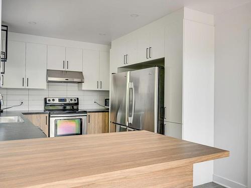 Kitchen - 69 Ch. Brunette, Lac-Supérieur, QC - Indoor Photo Showing Kitchen With Upgraded Kitchen