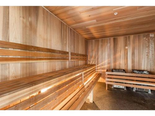Sauna - 2013-2300 Rue Tupper, Montréal (Ville-Marie), QC - Indoor Photo Showing Other Room