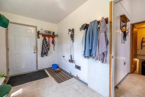 6135 Highway 43, Sparwood, BC - Indoor Photo Showing Other Room
