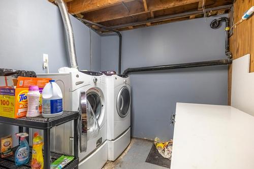 6135 Highway 43, Sparwood, BC - Indoor Photo Showing Laundry Room