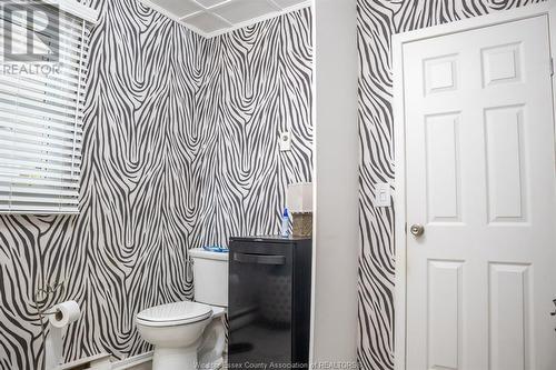 49 Talbot Road West, Wheatley, ON - Indoor Photo Showing Bathroom