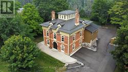 1614 RIDGE ROAD E  Oro-Medonte, ON L0L 1T0