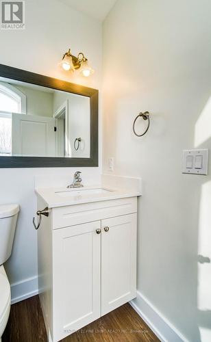 1614 Ridge Rd E, Oro-Medonte, ON - Indoor Photo Showing Bathroom