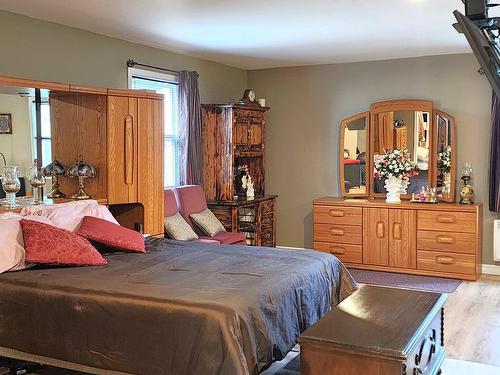 Chambre Ã  coucher principale - 1864 Ch. Lakeshore, Saint-Georges-De-Clarenceville, QC - Indoor Photo Showing Bedroom