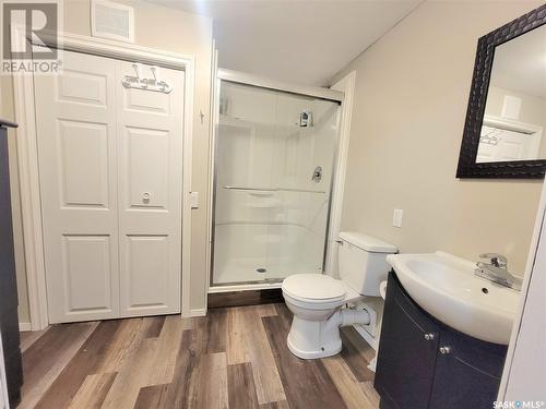4707 Post Street, Macklin, SK - Indoor Photo Showing Bathroom