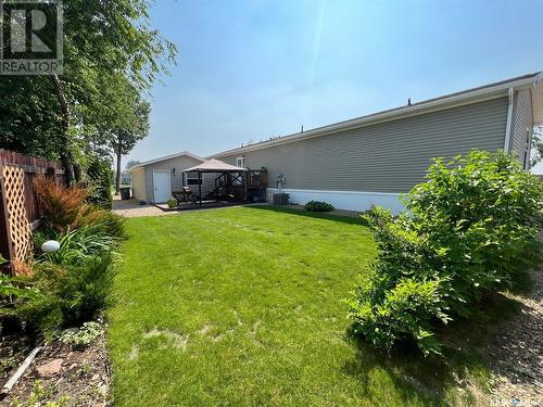 221 Hillview Crescent, Maidstone, SK - Outdoor With Exterior