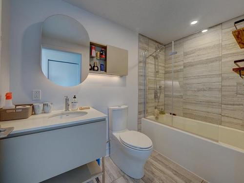 Salle de bains - 2113-2320 Rue Tupper, Montréal (Ville-Marie), QC - Indoor Photo Showing Bathroom