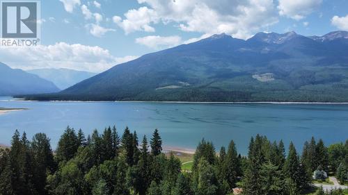 436 Bayview Road, Nakusp, BC - Outdoor With Body Of Water With View