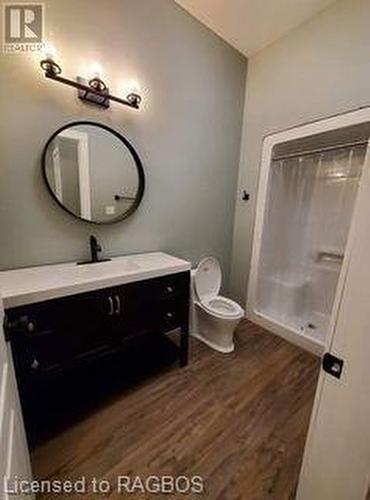 1st Floor 2-Bedroom Bathroom - 326 Jackson Street, Walkerton, ON - Indoor Photo Showing Bathroom