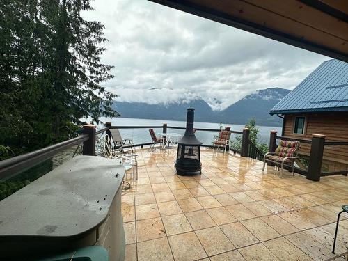 4754 Twin Bays Rd, Kaslo, BC - Outdoor With Body Of Water