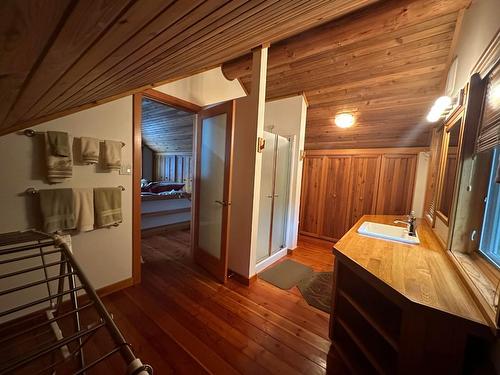 4754 Twin Bays Rd, Kaslo, BC -  Photo Showing Other Room