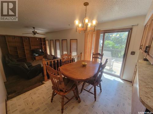 5002 Post Place, Macklin, SK - Indoor Photo Showing Dining Room