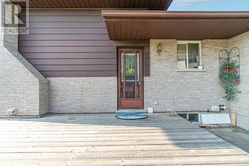 391 Briarhill Avenue, London, ON - Outdoor With Exterior