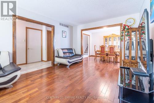 391 Briarhill Ave, London, ON - Indoor Photo Showing Other Room
