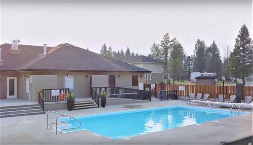 523 B - 500 Bighorn Boulevard, Radium Hot Springs, BC - Outdoor With In Ground Pool