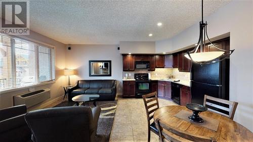 500 Bighorn  Boulevard Unit# 523 B, Radium Hot Springs, BC - Indoor